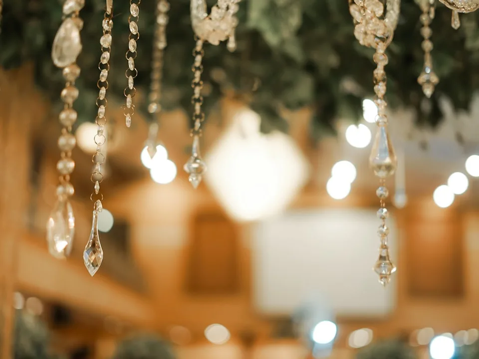 chandelier shops in Houston