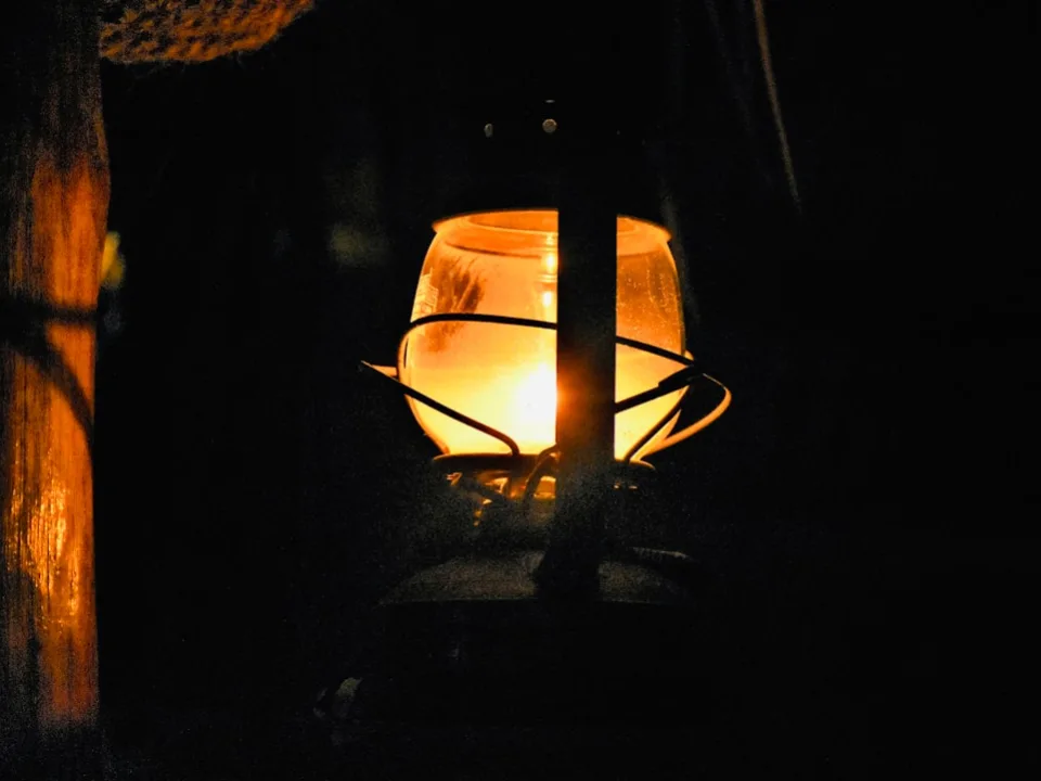 lantern dining light